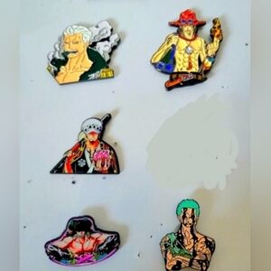 One Piece anime pins! (Zoro, nami, Smoker, Trafalgar Law)